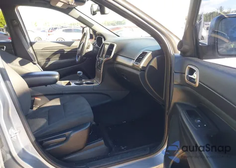 2015 Jeep Grand Cherokee Laredo z USA, uszkodzony, nr VIN 1C4RJEAG3FC721644